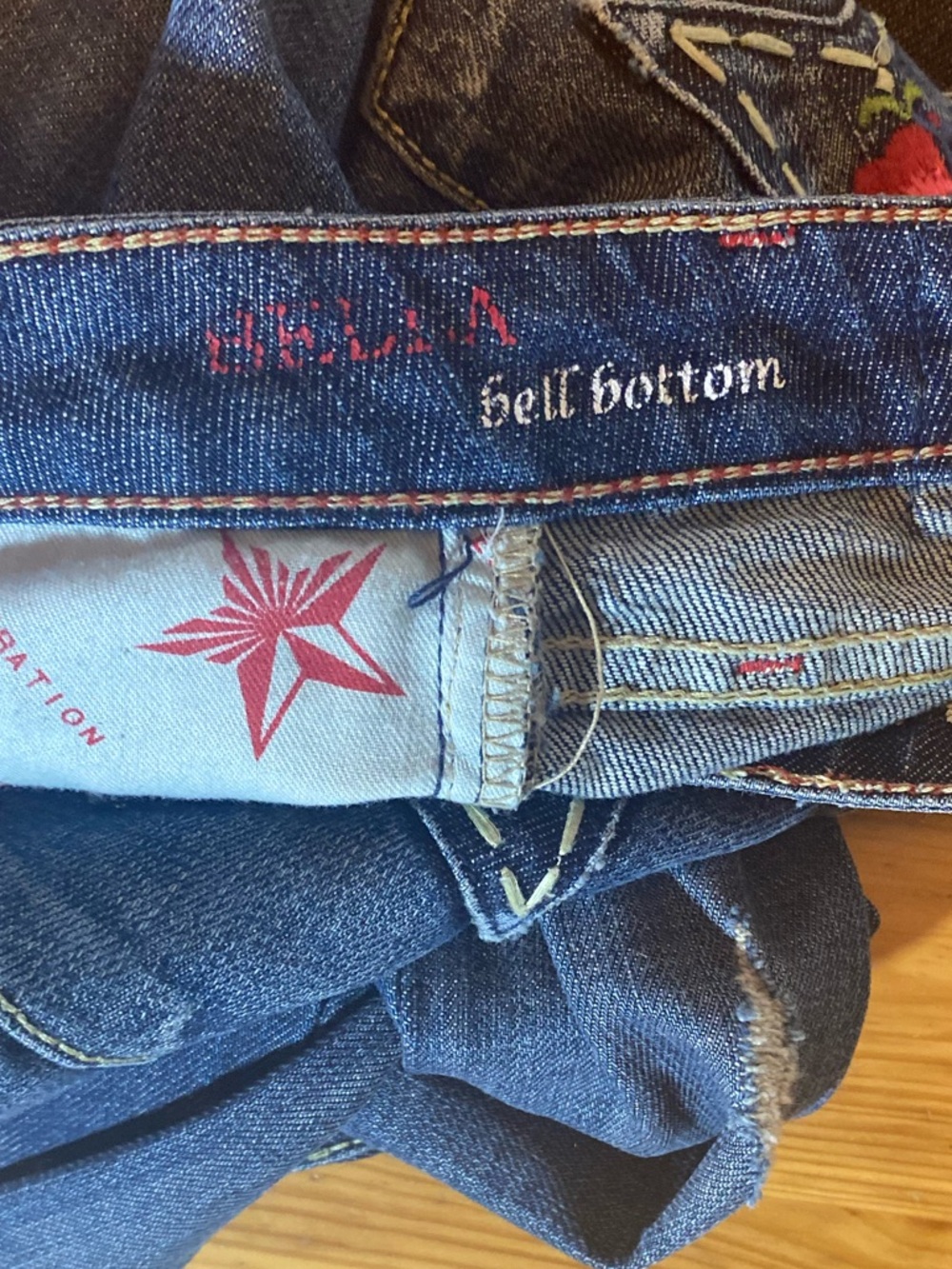 People's Liberation Y2K Starflap Floral Distressed Designer Flare Jeans Size 24 - Picture 14 of 14